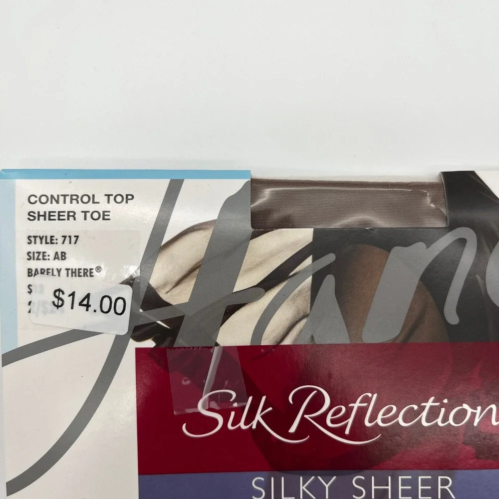 Hanes Pantyhose Womens AB Brown Barely There Silk Reflections Silky Sheer 2 Pack